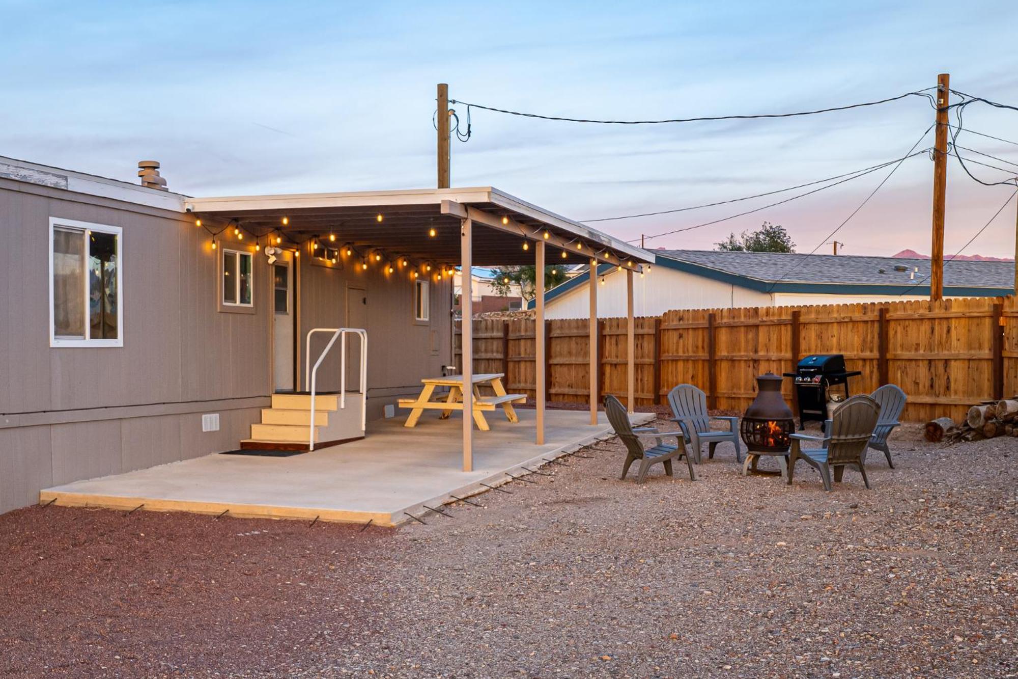Magnificent & Tranquil Home, Mountain Views , 8 Mins To Casinos & River, Fire Pit, Bbq Bullhead City Exteriör bild