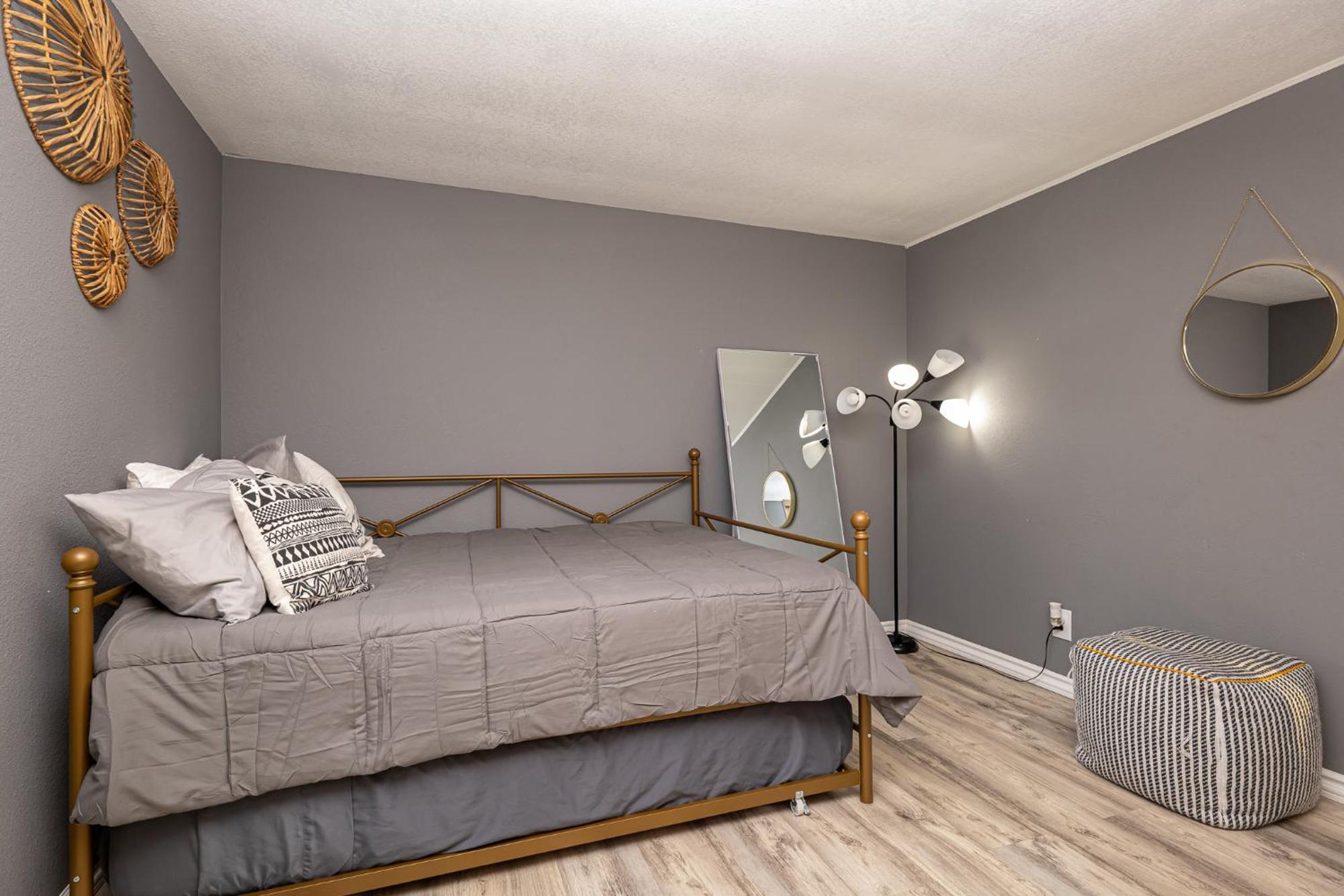 Magnificent & Tranquil Home, Mountain Views , 8 Mins To Casinos & River, Fire Pit, Bbq Bullhead City Exteriör bild